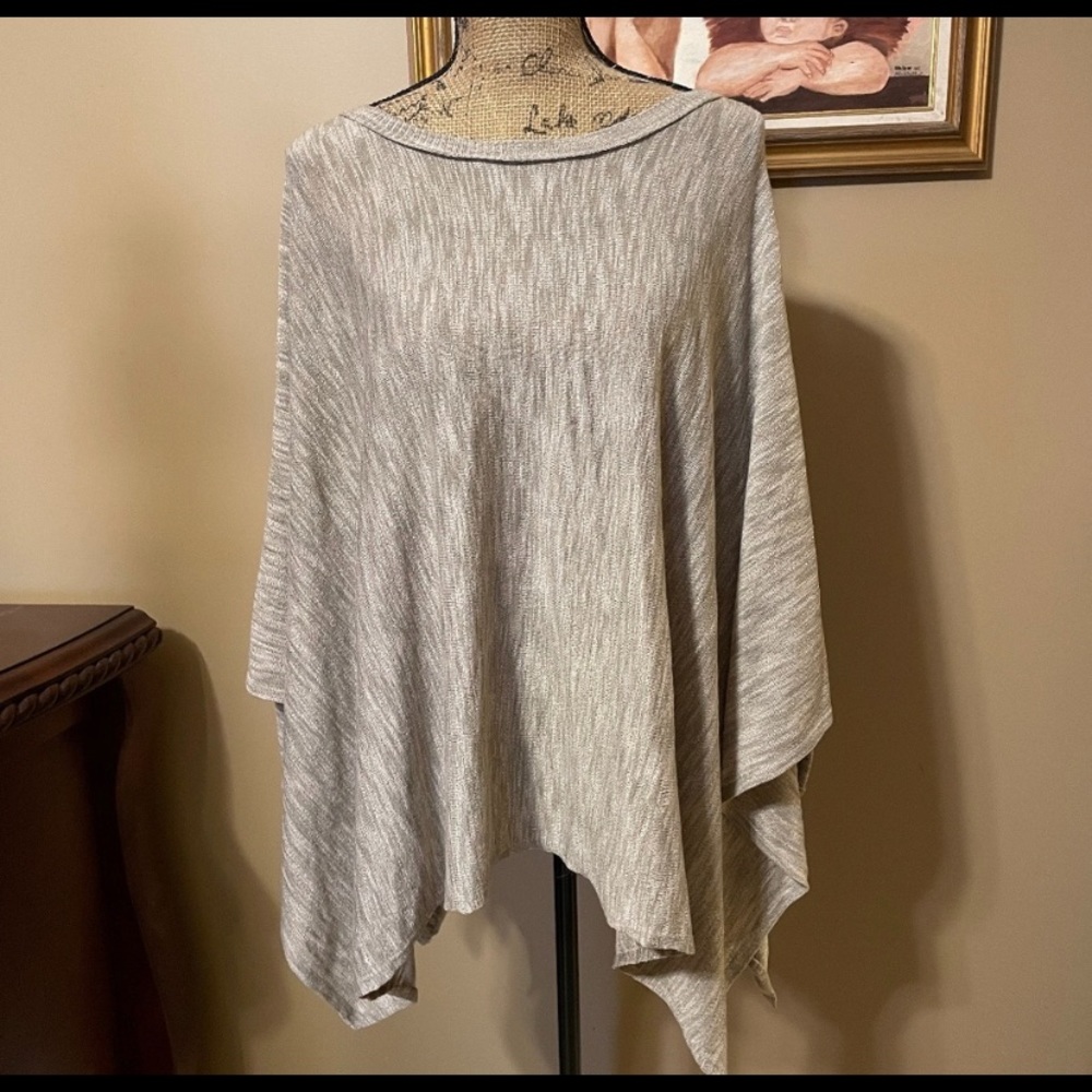 Poncho sweater